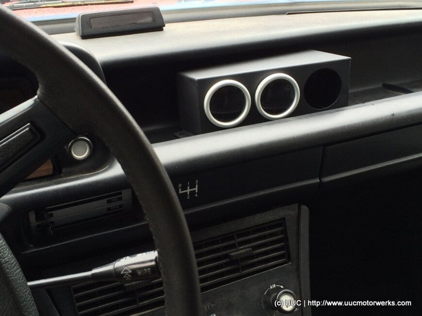 Alpina-style gauge pod Compatible with 2002 (fits many other models also) E30, E36, E39, E28, E21, E9, 2002