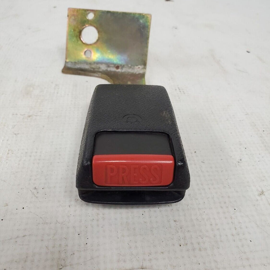 BMW 72111941546 Seat Belt Receptacle Rear Right E24