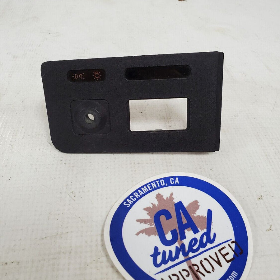 BMW E30 Headlight Switch Trim Cover Fog Light Switch Mount 1370655