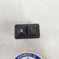 BMW E30 WINDOW SWITCH 03831820