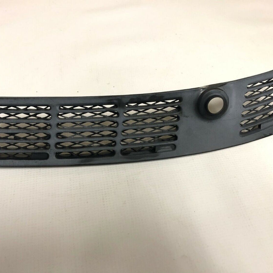 84-91 BMW E30 LEFT FRONT HOOD VENT GRILLE WIPER COVER TRIM PANEL 1904571 OEM