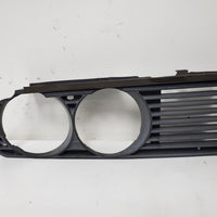Passenger R Side Grille E30