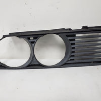 Passenger R Side Grille E30