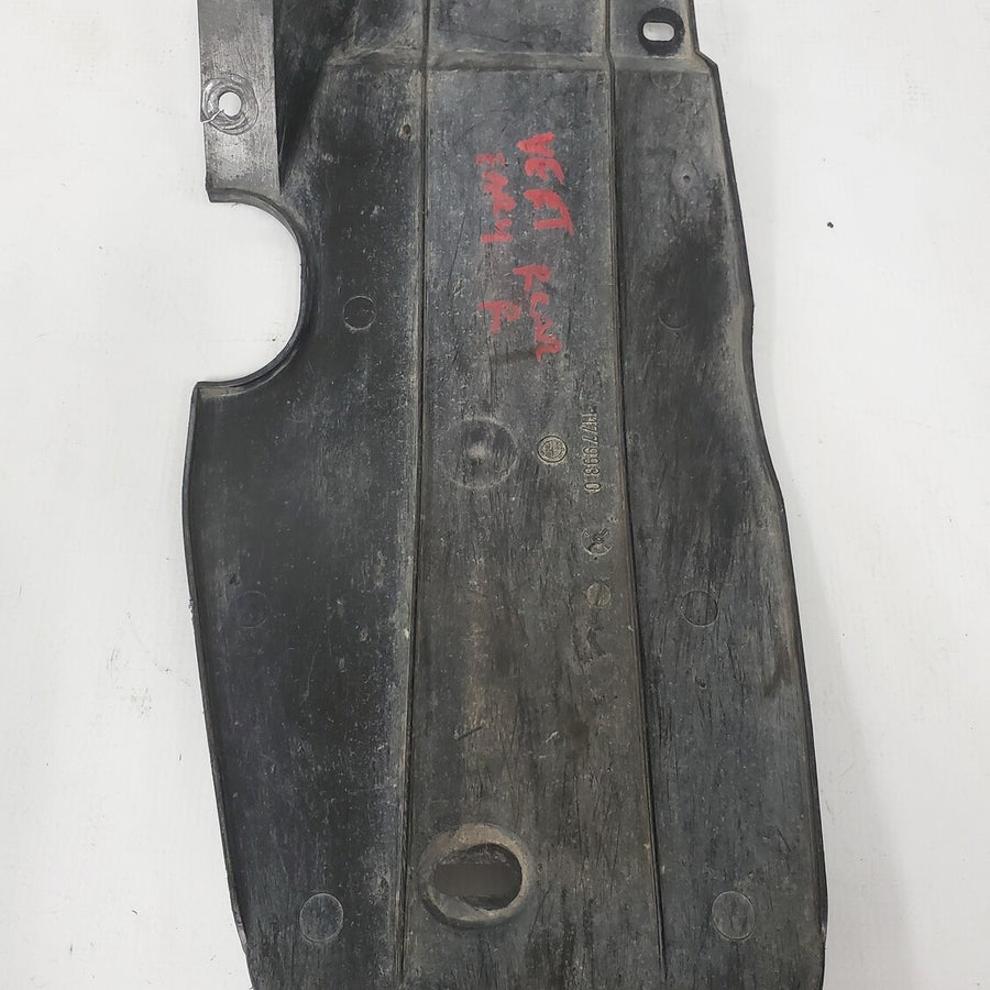 BMW E30 Fender cover plastic right rear 11797790