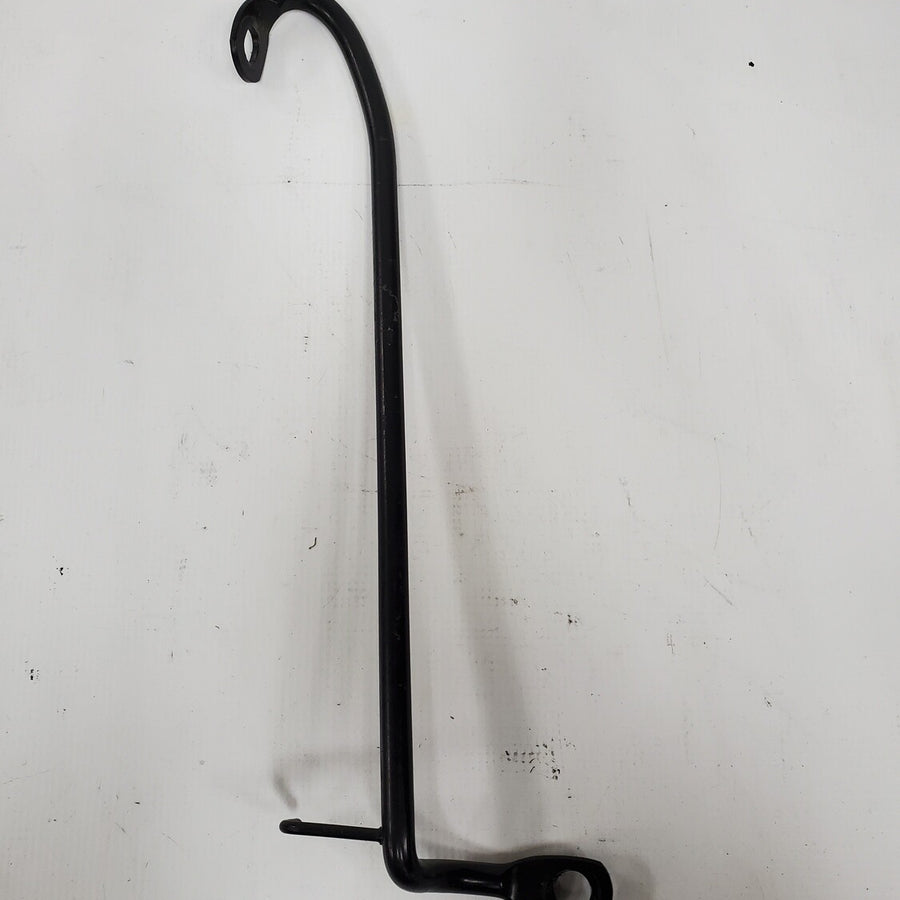 BMW 3 E30 FRONT RIGHT SAFETY BELT MOUNTING PART 72111929420 OEM