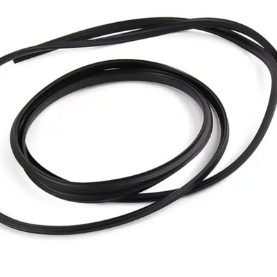 Windshield Molding - Black Locker for main seal Compatible with E30