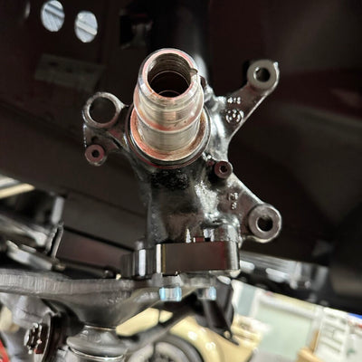 CAtuned Suspension Conversion adapter kit (E34 Spindle + bump steer correction) Compatible with E9